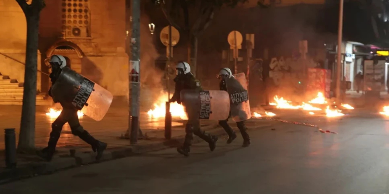 Selanik’teki Türk Konsolosluğu’na molotofkokteyli saldırı iddiası